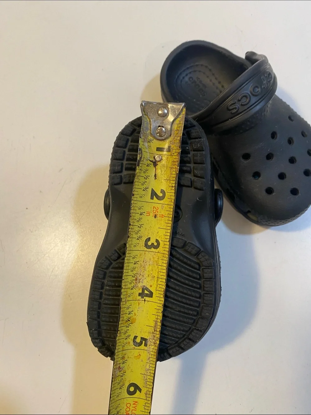 CROCS Kids Black Classic Clog with Heel Strap Sz C5